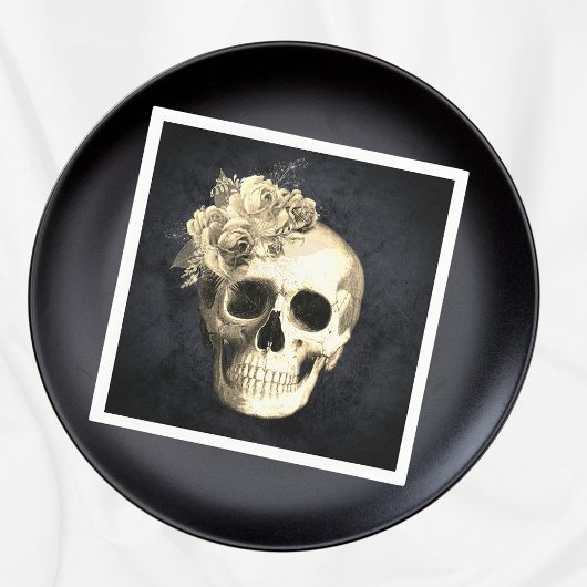 Gothic Skull White Roses Halloween Servet