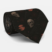 Gothic Skulls & Ravens Dark Halloween Stropdas (Opgerold)