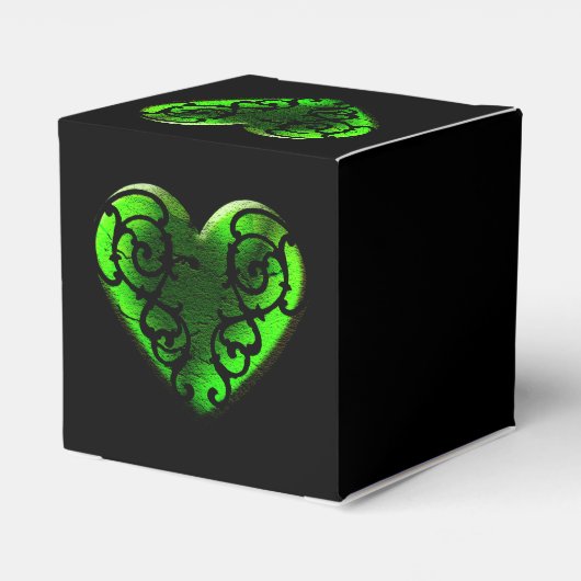 Gothic St. Patrick's Day Green Heart Box Bedankdoosjes (Achterkant)