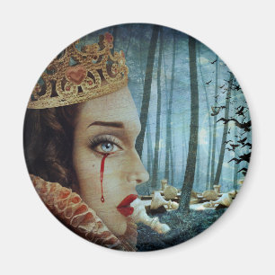 Gothic Surreal Unieke Collage Sad Queen of Hearts Magneet
