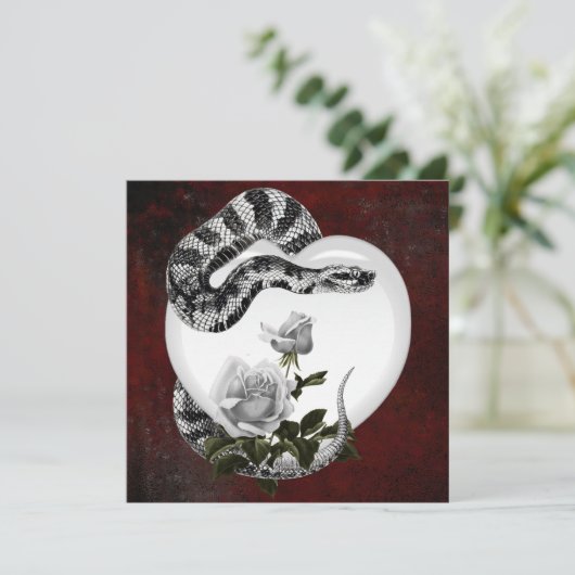 Gothic Valentijn Snake Heart & White Roses Feestdagenkaart (Staand voorkant)