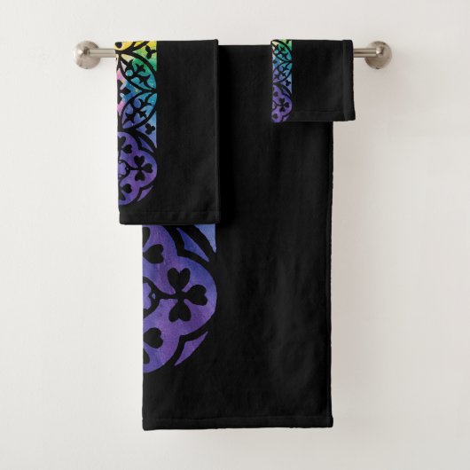 Gothic Window Rainbow Pride Bad Handdoek (Insitu)