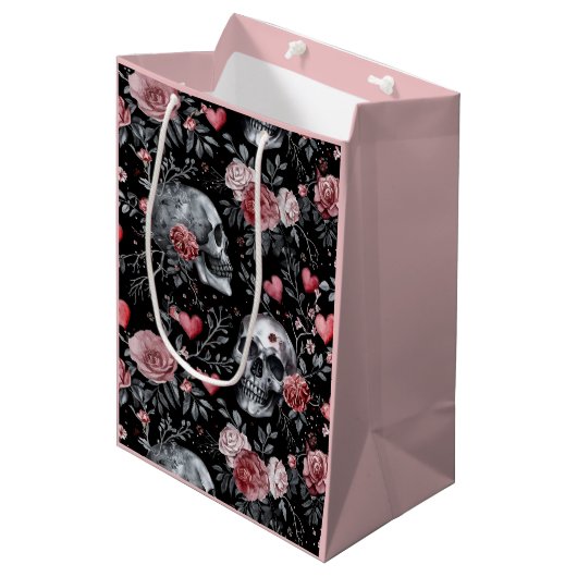 Gothic Witchcraft Skulls met Rozen Medium Cadeauzakje (Voorkant Gekanteld)