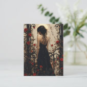 Gothic Woman in Black Dress Among Red Roses Briefkaart (Staand voorkant)