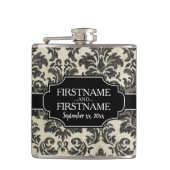 Gothic Zwart Kant en Perkament Bruiloft Jubileum Heupfles (Voorkant)