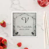 Gothic Zwart Roos Trellis Monogram Bruiloft Servet (Insitu)