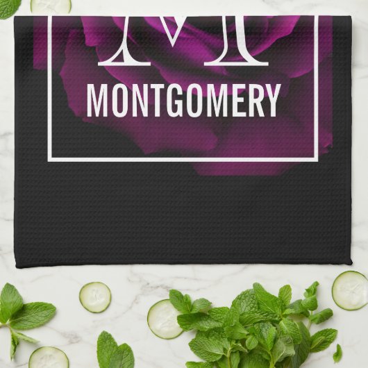 Gothisch Paars-Red Rose Flower Monogram Theedoek (Gevouwen)