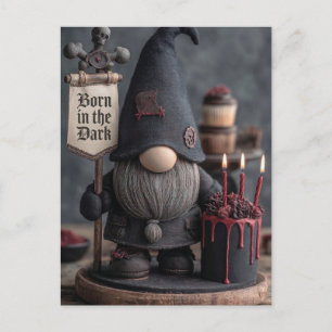Gothische Halloween kabouter met 'Geboren in het D Briefkaart