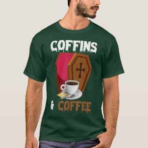Gothische koffie en koffie-marticien Halloween-mam T-shirt
