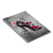 Gothische Mode met Stiletto en Red Rose Splash Notitieboek (Rechterzijde)