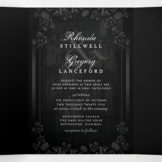 Gothische Romance Halloween Black & White Drieluik Uitnodiging (Binnenkant midden)
