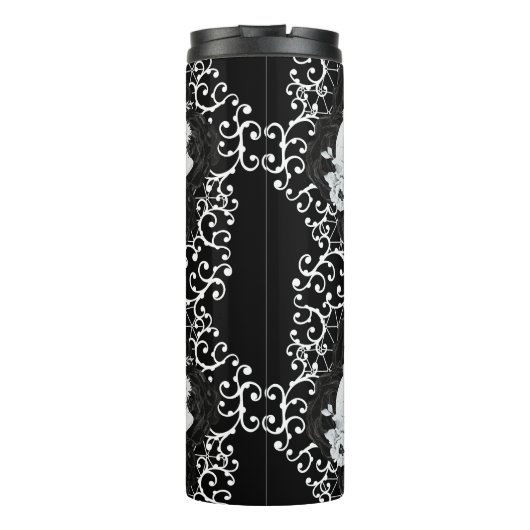 Gotisch ontwerp met schedels en zwarte rozen thermosbeker (Achterkant)
