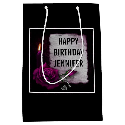 Gotisch Roos, kaars, perkament en sloten Medium Cadeauzakje (Voorkant)