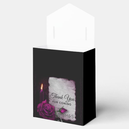 Gotisch Roos, kaarsen, perkamenten en bruiloft Bedankdoosjes (Geopend)