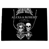 Gotisch skelet rozen koppel bruiloft groot cadeauzakje (Voorkant)