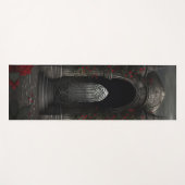 Gotische begraafplaats Gazebo met rode rozen bij n Yogamat (Voorkant (horizontaal))