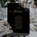 Gotische Bloemen Rozen Zitplannummer Kaart<br><div class="desc">Deze elegante bloemenkleurige rozen zwart en gouden gotische trouwtafelnummers kunnen worden gepersonaliseerd met het zitplan van uw gasten in chique typografie. De kaarten zijn op de voor- en achterkant gedrukt (dubbelzijdig). Ontworpen door Thisnotme©</div>