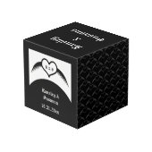 Gotische bruiloft gevleugeld hart Custom Monogramm Kubus (Achter hoekig)