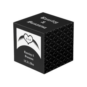 Gotische bruiloft gevleugeld hart Custom Monogramm Kubus