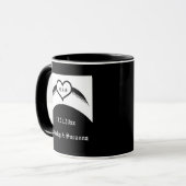 Gotische bruiloft gevleugeld hart Custom Monogramm Mok (Voorkant links)
