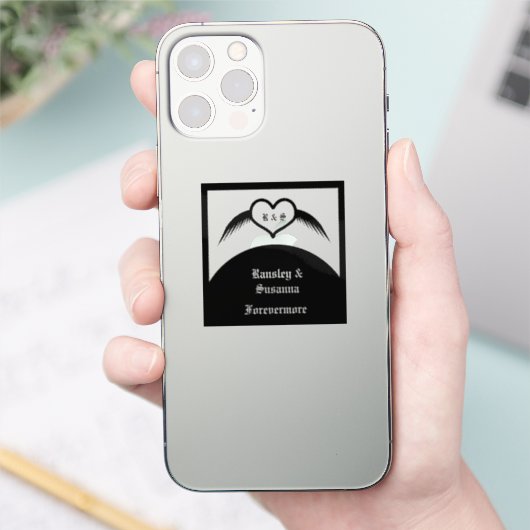 Gotische bruiloft gevleugeld hart Custom Monogramm Sticker (Telefoon)