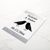 Gotische bruiloft kussen Ravens Custom Folie Uitnodiging (Gedraaid)