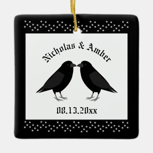 Gotische bruiloft kussen Ravens Custom Keramisch Ornament (Voorkant)