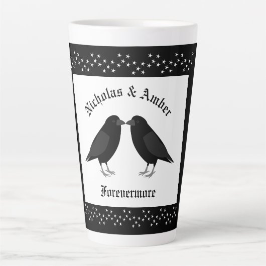 Gotische bruiloft kussen Ravens Custom Latte Mok (Voorkant)