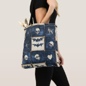 Gotische Halloween Denim Patchwork Patroon Tote Bag (Dichtbij)