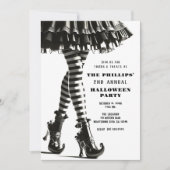 Gotische heks gestreepte benen zwart wit Halloween Kaart (Voorkant)