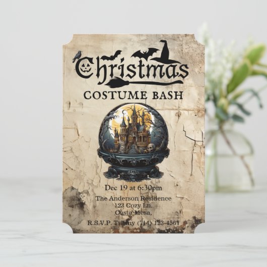 Gotische Huis in Sneeuw Wereldbol Kerstkostuumfees Kaart (Staand voorkant)
