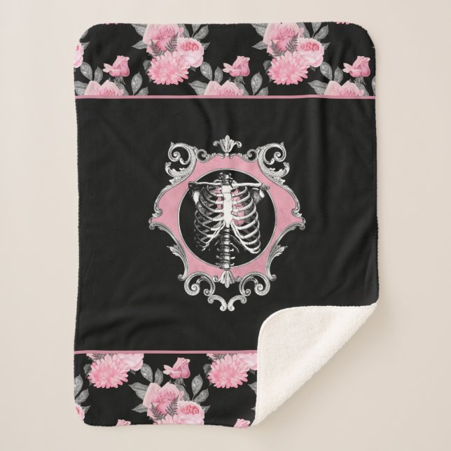 Gotische Liefde | Roze en Zwart Skelet Hart Bloeme Sherpa Deken (Voorkant)