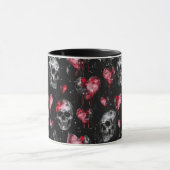 Gotische liefde schedels en rode harten mok (Midden)