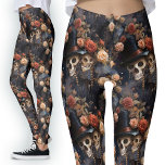 Gotische Liefhebbers Floral Romantisch Skelet Leggings<br><div class="desc">Gotische Liefhebbers Bloemen Leggings | Romantisch Skelet Kiss Design. Omarm de allure van de duisternis met de Gotische Lovers Floral Leggings. Het romantische olieverfschilderij effect heeft kussende skeletten te midden van een bloemige achtergrond, het toevoegen van een unieke flair aan uw stijl. Ideaal voor degenen die gotische mode waarderen, deze...</div>