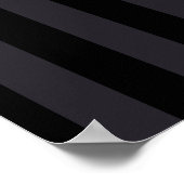 Gotische paarse bloem op donkere strepen poster (Hoek)