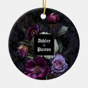 Gotische Paarse Bloemen Boeket op Kant met Ravens Keramisch Ornament