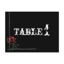 Gotische prikkeldraad en Roos Trouwtafel Nummer