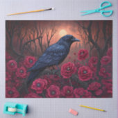 Gotische raaf met donkerrode klaprozen decoupage tissuepapier (Craft)