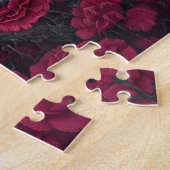 Gotische raaf met donkerrode klaprozen legpuzzel (Zijkant)