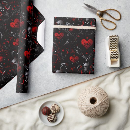 Gotische rode harten en grijze schedels cadeaupapier (Crafts)