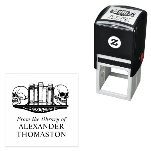 Gotische schedel boeksteunen op een plank biblioth  zelfinktende stempel (In situ)