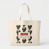 Gotische schedel ‘Dood voor decaf’ | Spooky Funny  Grote Tote Bag (Voorkant)