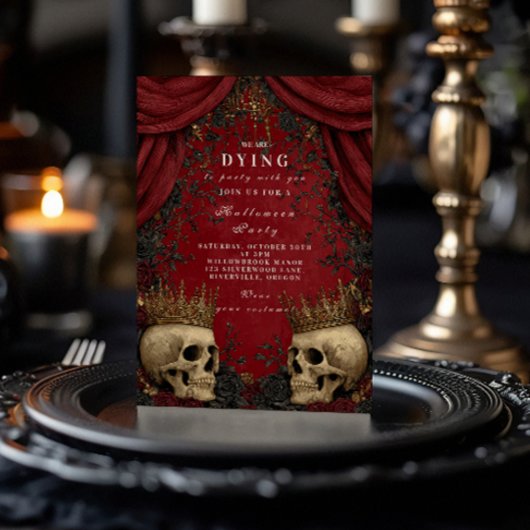 Gotische schedel en zwart Roos Halloween Kaart