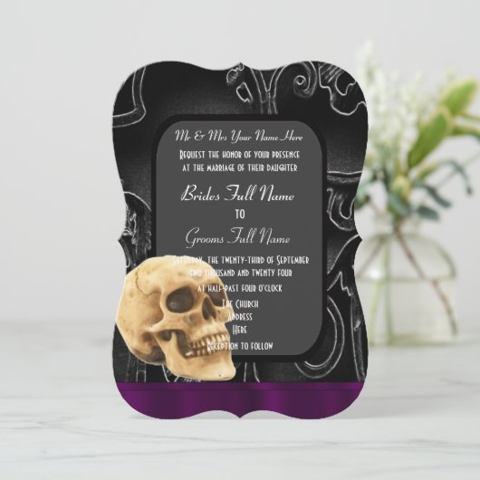Gotische schedel en zwarte bruiloft kaart (Staand voorkant)