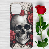 Gotische schedel met rode rozen Case-Mate iPhone case