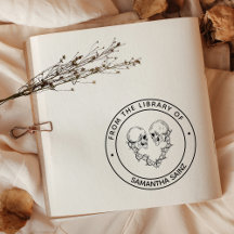 Gotische schedels donkerder uit de bibliotheek van