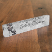 Gotische Vogue | Muted Pastel Roos Mode Stiletto Naambordje (Zijkant)