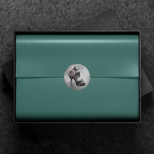 Gotische Vogue | Muted Pastel Roos Mode Stiletto Ronde Sticker