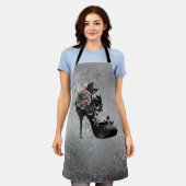 Gotische Vogue | Muted Pastel Roos Mode Stiletto Schort (Gedragen)