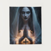 Gotische vrouw met kruisbeeld wandkleed (Voorkant)